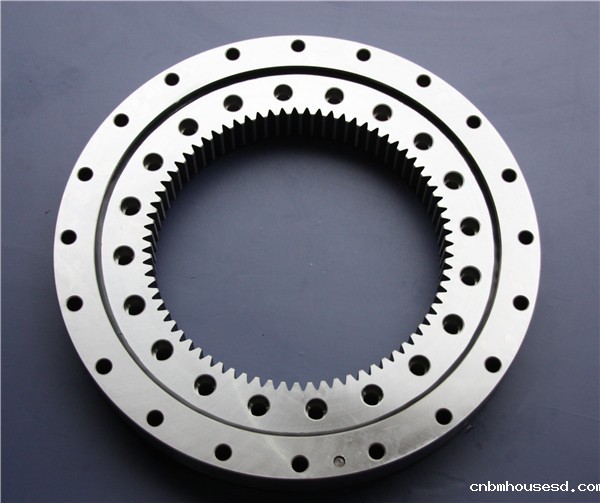 交叉滚子转盘轴承内齿