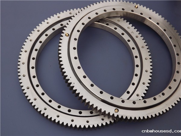 四点接触球转盘轴承